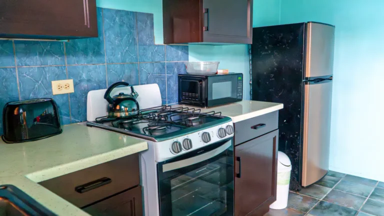 1br-apartment-42-1600